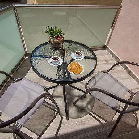 Pasiphae New Sea & *