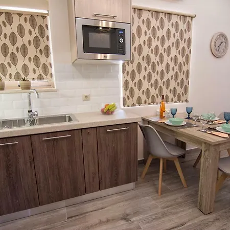 Pasiphae New Sea & *