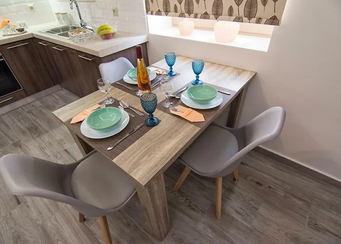 Pasiphae New Sea & 公寓